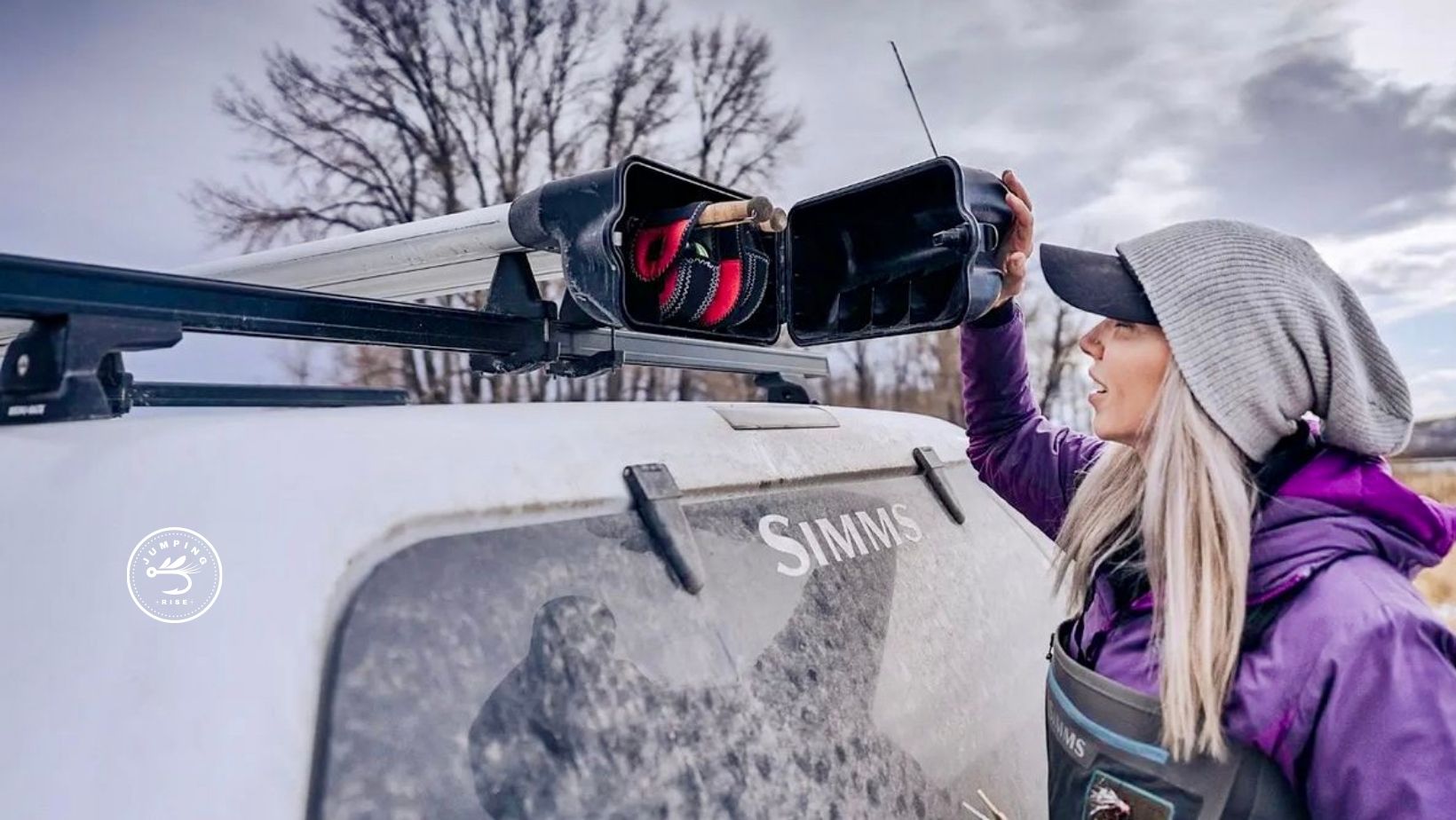 How do I cary a fly fishing rod on my vehicle? - Photo: @paulashearer